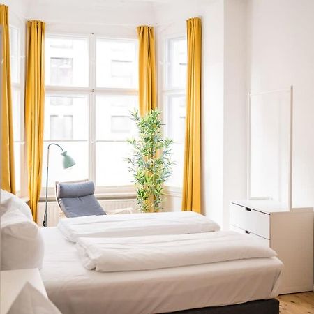 Apartment At Rosenthaler Platz Berlin Exterior foto