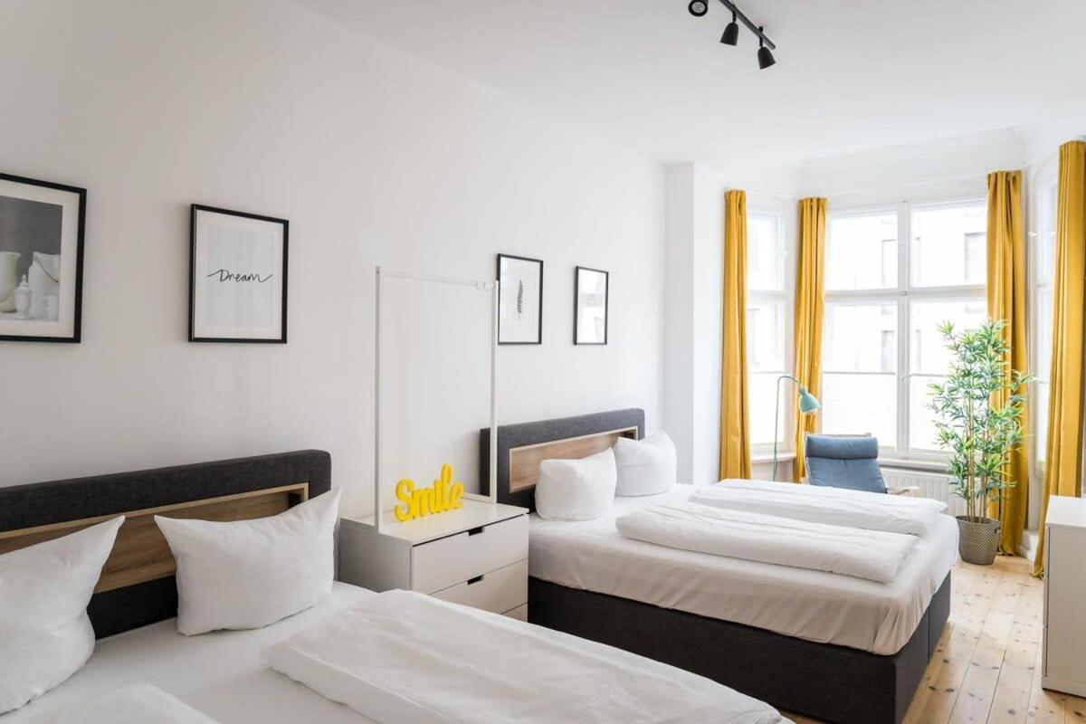 Apartment At Rosenthaler Platz Berlin Exterior foto