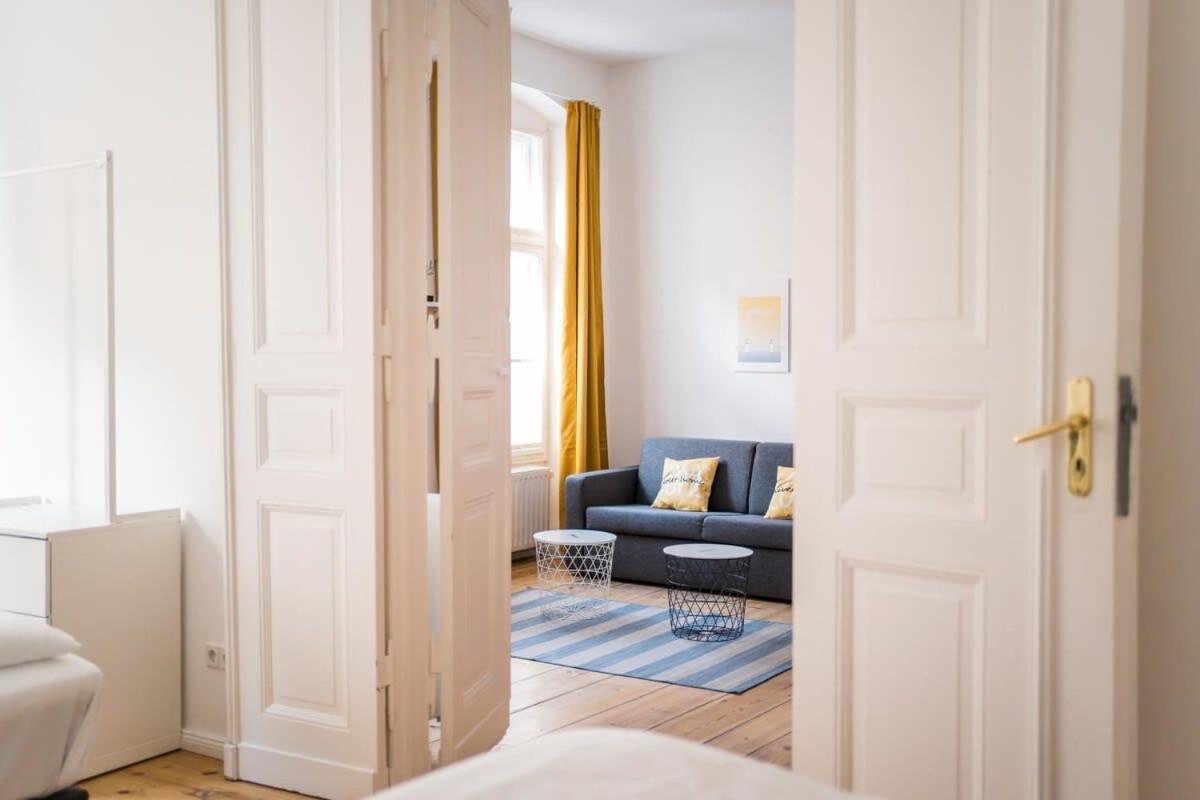 Apartment At Rosenthaler Platz Berlin Exterior foto