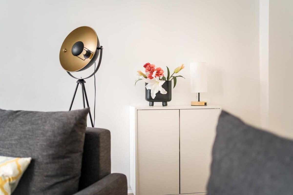 Apartment At Rosenthaler Platz Berlin Exterior foto