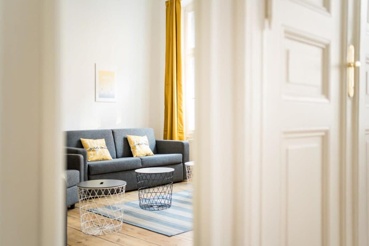 Apartment At Rosenthaler Platz Berlin Exterior foto